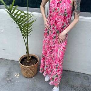 🌸 Zara Pink Floral Open Back Dress - Romantic Statement Piece! 🌸